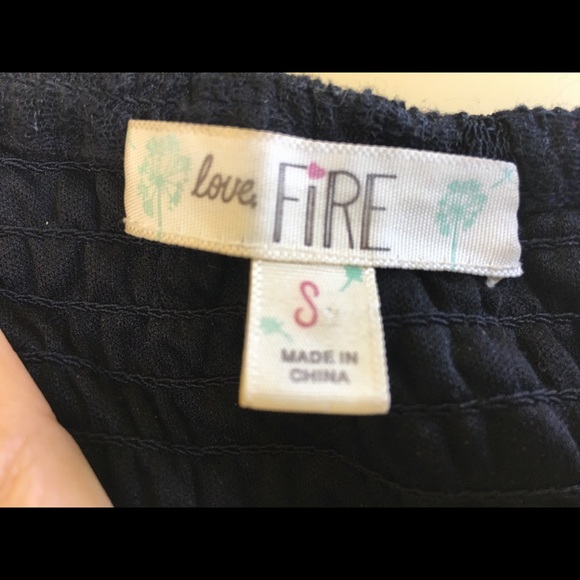 Strapless Love, Fire Sk8er Lace Mini Buttons - Picture 5 of 7